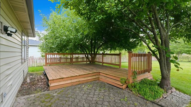 427 Marborough Drive, Fort Wayne, IN 46804