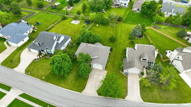 427 Marborough Drive, Fort Wayne, IN 46804