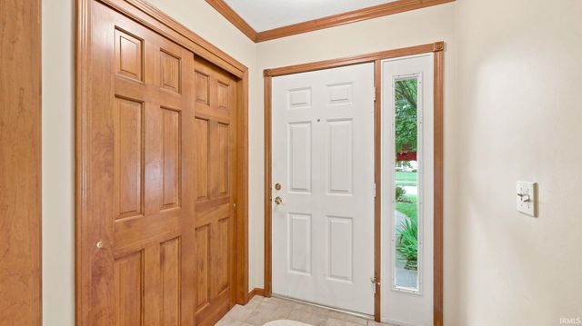 427 Marborough Drive, Fort Wayne, IN 46804