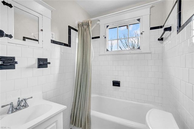 159 Columbia AVE, Hampton, VA 23669