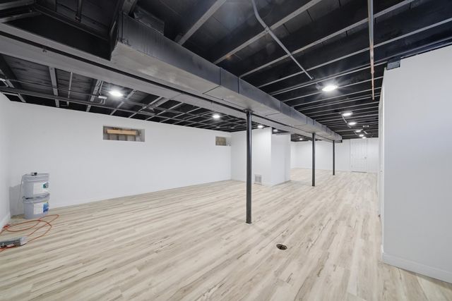 6801 S Hermitage Avenue, Chicago, IL 60636