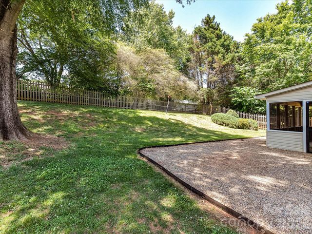 9518 Cedar River Road, Huntersville, NC 28078