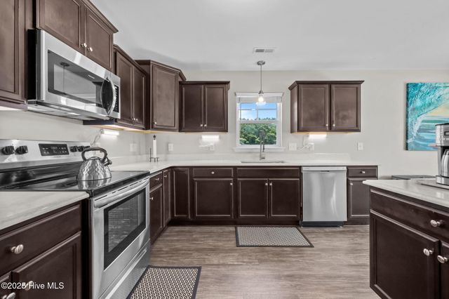501 Violet Court, Maysville, NC 28555