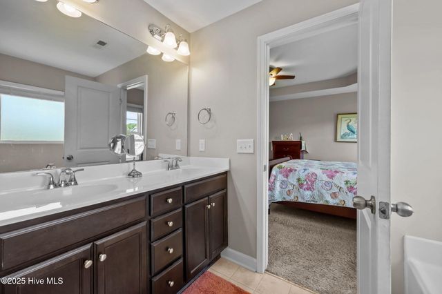 501 Violet Court, Maysville, NC 28555