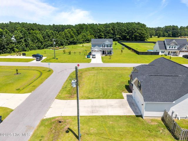 501 Violet Court, Maysville, NC 28555