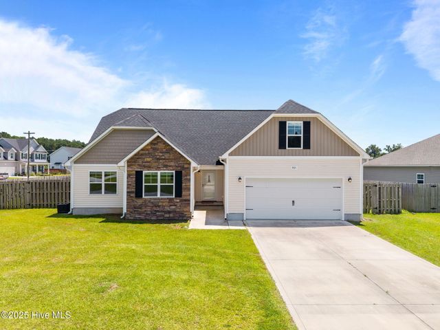 501 Violet Court, Maysville, NC 28555