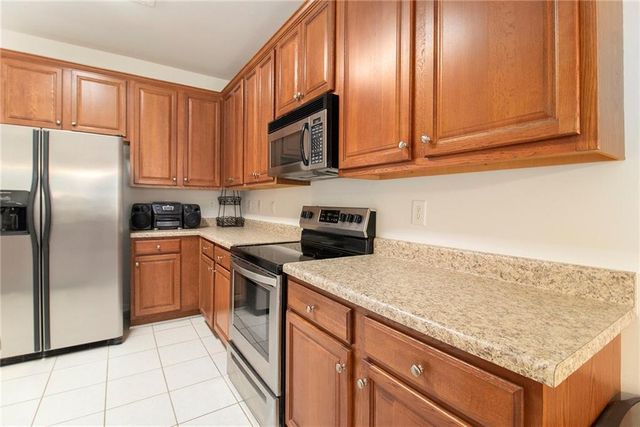 48 Garden View Terrace, Newnan, GA 30263