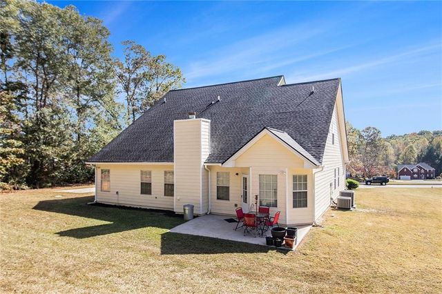 48 Garden View Terrace, Newnan, GA 30263