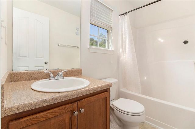 48 Garden View Terrace, Newnan, GA 30263