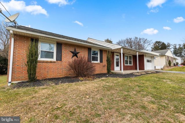 229 CIRCLE DR, Quarryville, PA 17566