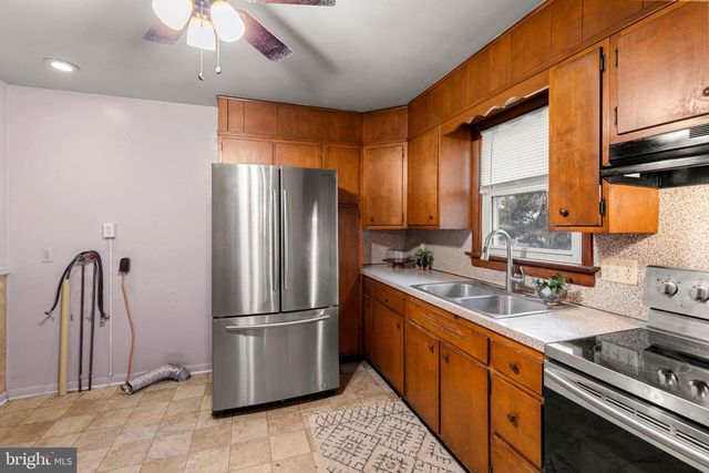 229 CIRCLE DR, Quarryville, PA 17566