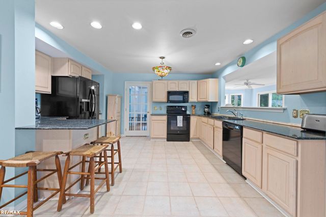 295 Fairfax Street, Birmingham, MI 48009