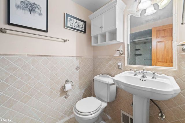 295 Fairfax Street, Birmingham, MI 48009