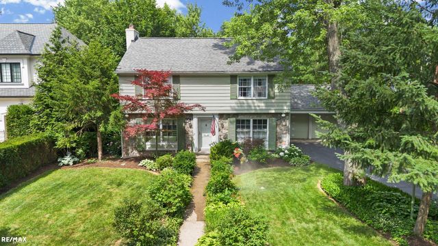295 Fairfax Street, Birmingham, MI 48009