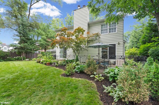 295 Fairfax Street, Birmingham, MI 48009