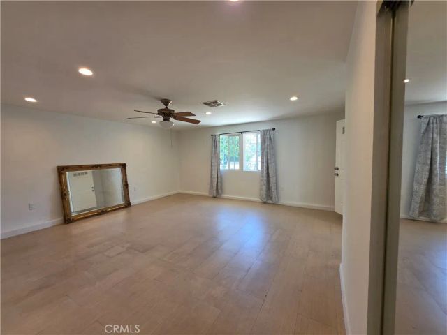 7422 Shoup Avenue, West Hills, CA 91307