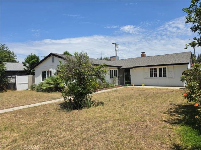 7422 Shoup Avenue, West Hills, CA 91307
