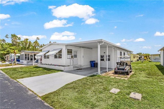 653 Future DR, North Fort Myers, FL 33917
