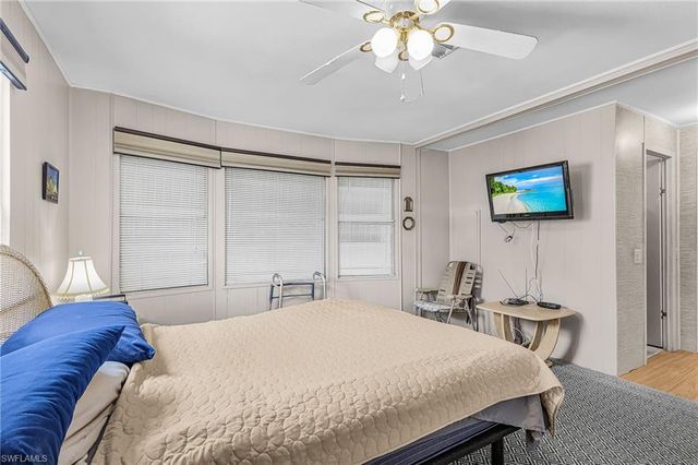 653 Future DR, North Fort Myers, FL 33917