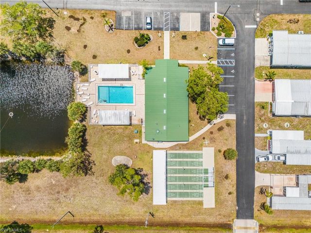 653 Future DR, North Fort Myers, FL 33917