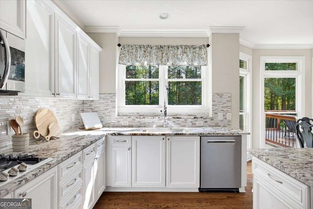 108 Lumpkin Way, Canton, GA 30115