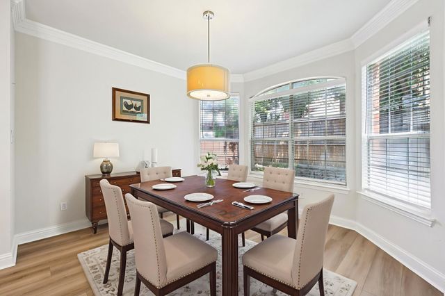 458 Richmond Street, Irving, TX 75063