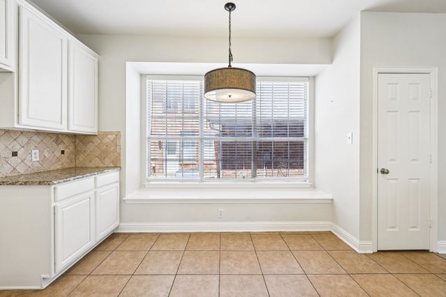 458 Richmond Street, Irving, TX 75063