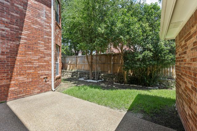 458 Richmond Street, Irving, TX 75063