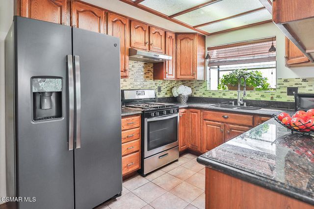 125 Pepper Road, Newbury Park, CA 91320