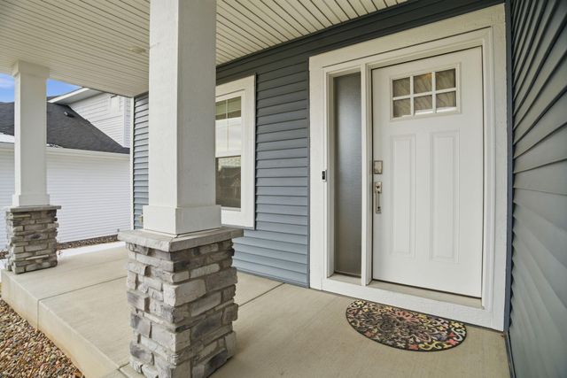 6016 Inskip Avenue S, Cottage Grove, MN 55016