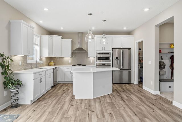 6016 Inskip Avenue S, Cottage Grove, MN 55016