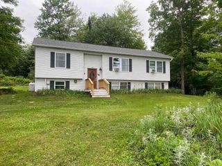 74 Plane View Rd # And # B, Morristown, VT 05661