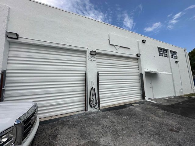5751 DAWSON Street, Hollywood, FL 33023