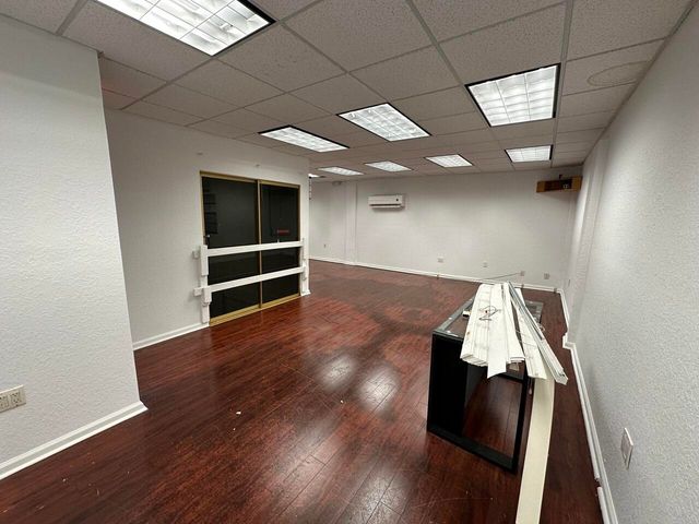 5751 DAWSON Street, Hollywood, FL 33023
