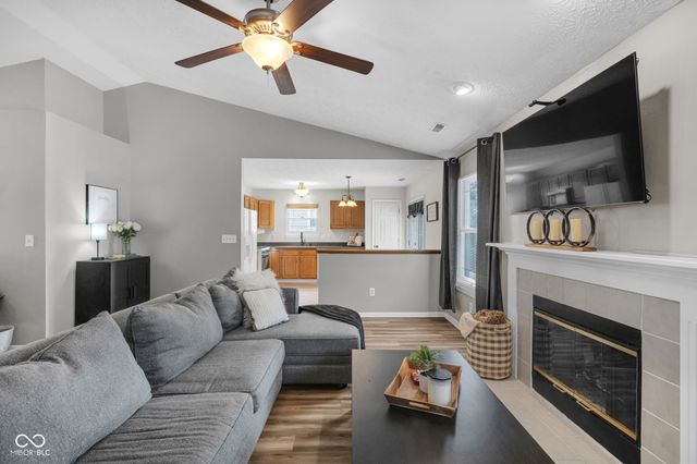 13022 Saint Andrews Way, Fishers, IN 46038