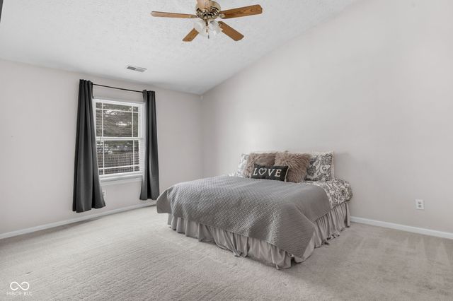 13022 Saint Andrews Way, Fishers, IN 46038