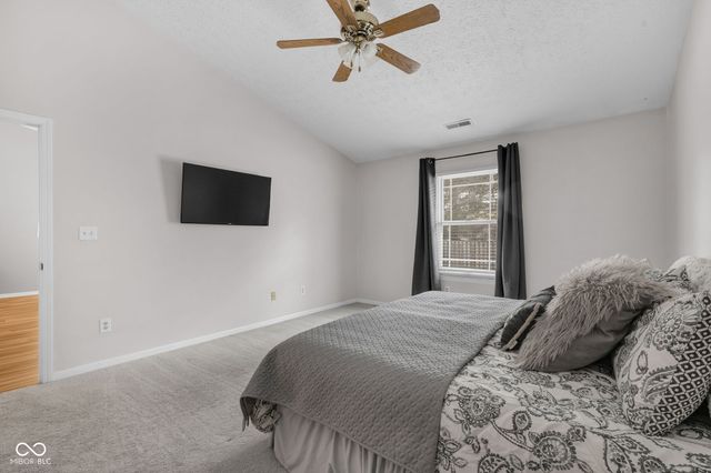 13022 Saint Andrews Way, Fishers, IN 46038