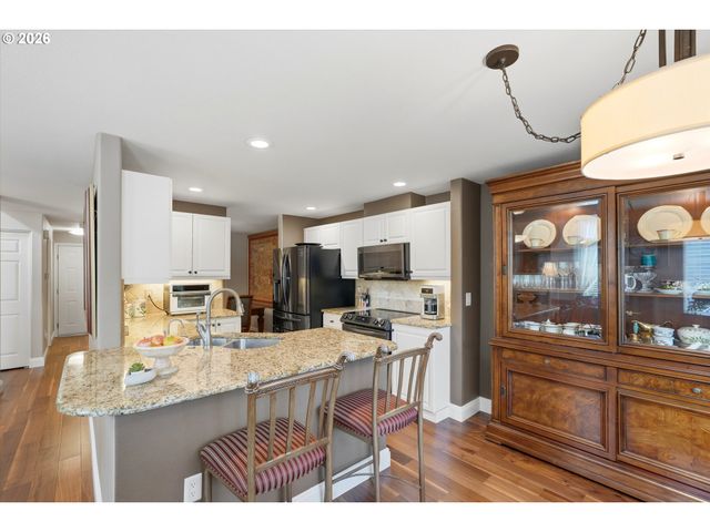 16065 Sw AUDUBON St 104, Beaverton, OR 97003