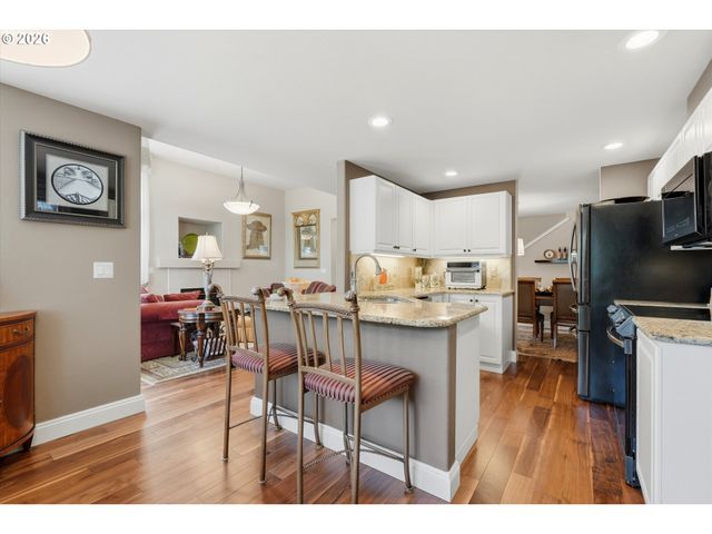 16065 Sw AUDUBON St 104, Beaverton, OR 97003