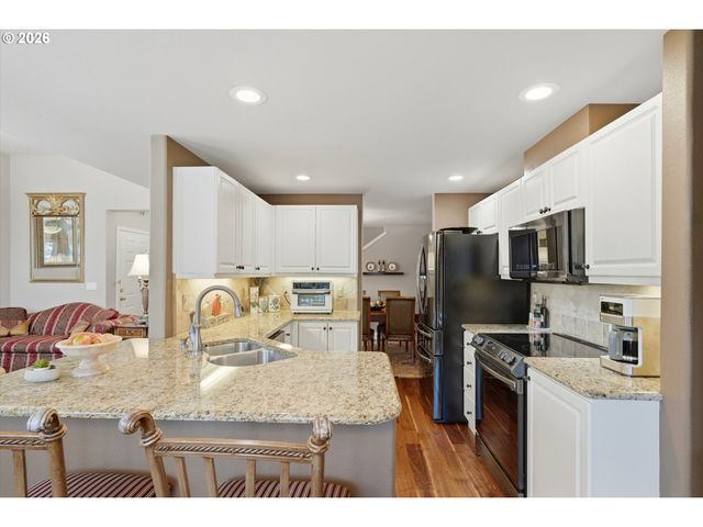 16065 Sw AUDUBON St 104, Beaverton, OR 97003