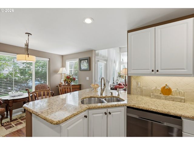 16065 Sw AUDUBON St 104, Beaverton, OR 97003