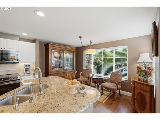 16065 Sw AUDUBON St 104, Beaverton, OR 97003