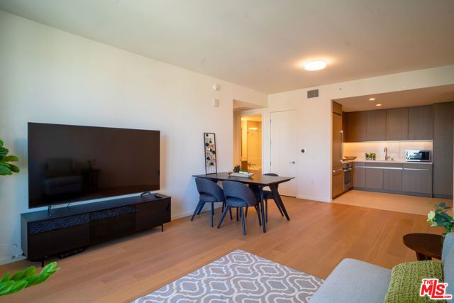 889 Francisco Street 2610, Los Angeles, CA 90017