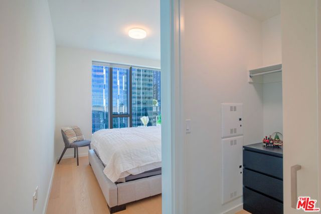 889 Francisco Street 2610, Los Angeles, CA 90017