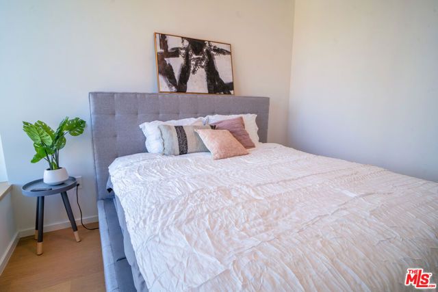 889 Francisco Street 2610, Los Angeles, CA 90017