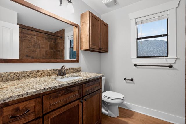 4 Redwood CIR, Wimberley, TX 78676