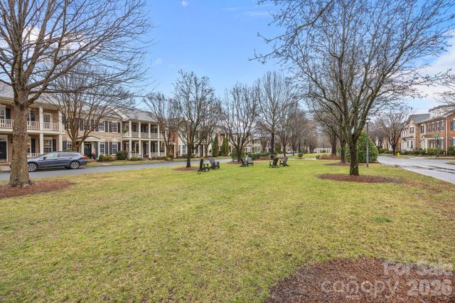 233 Twain Avenue, Davidson, NC 28036