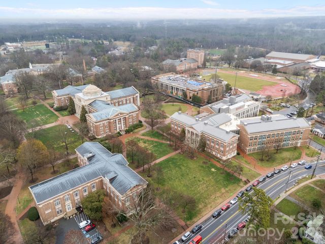 233 Twain Avenue, Davidson, NC 28036