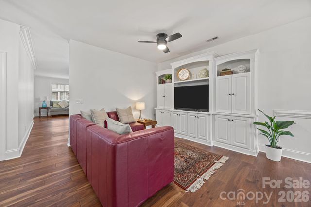 233 Twain Avenue, Davidson, NC 28036