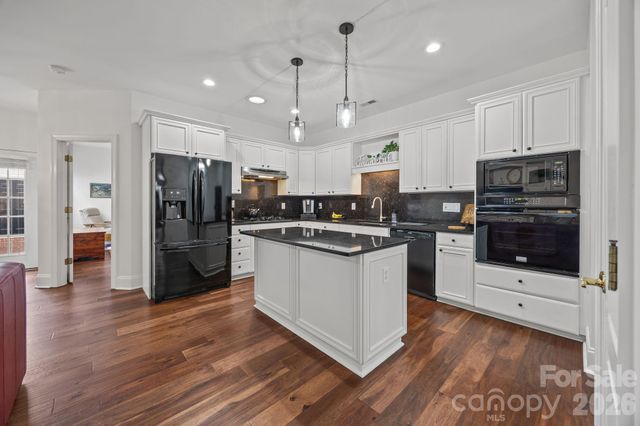 233 Twain Avenue, Davidson, NC 28036